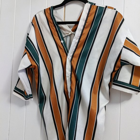 Oversized Stripped Shirt - Picture 2 of 4